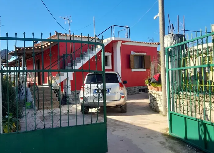 Friendly House * Çukë