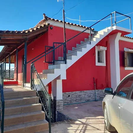 Friendly House * Cuke